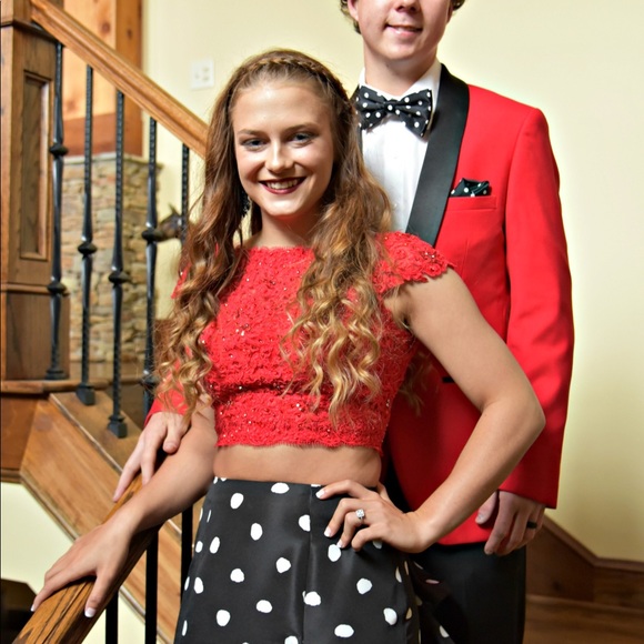 Sherri Hill Prom Dress - Picture 5 of 7